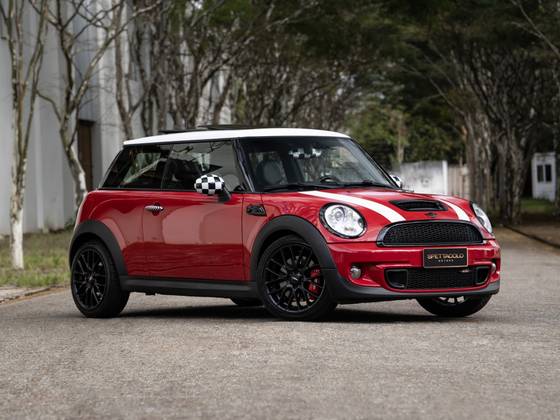 MINI COOPER 1.6 S JOHN COOPER WORKS 16V TURBO GASOLINA 2P MANUAL
